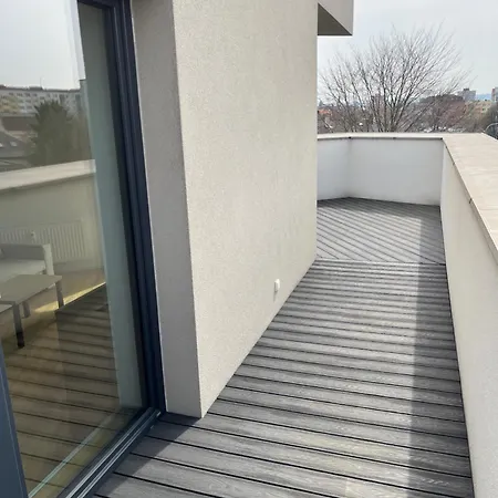 Novy Luxusni Designovy Apartment *